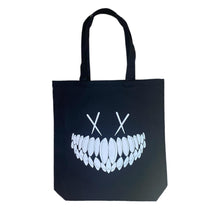 Load image into Gallery viewer, Smile for me Tote

